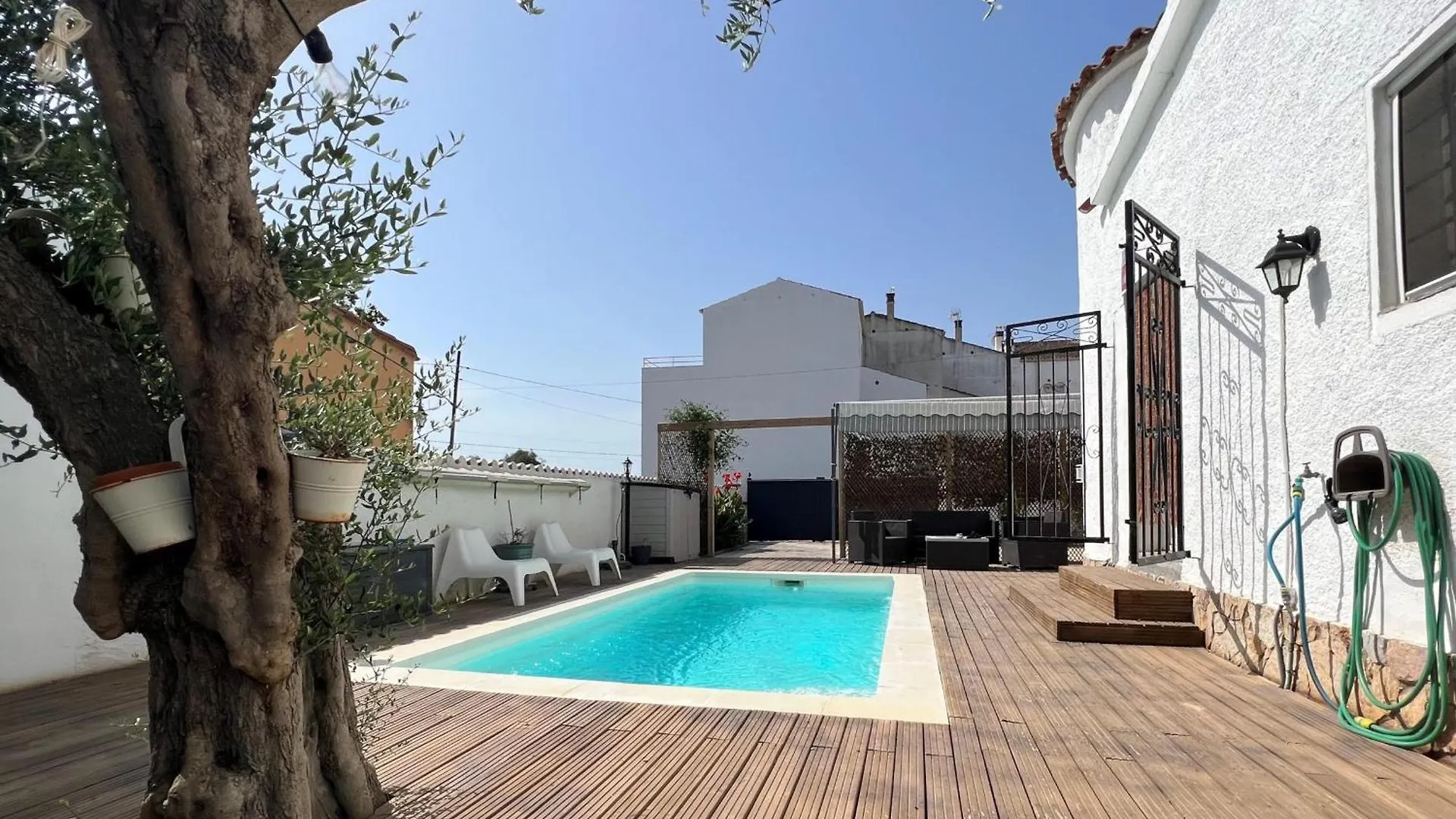 Villa Raske- Piscina Privada, Jardin, Barbacoa, Bar, Caseta Infantil, Intimidad, A/A. Wi-Fi. - Es-89-102 Sant Pere Pescador 0*,