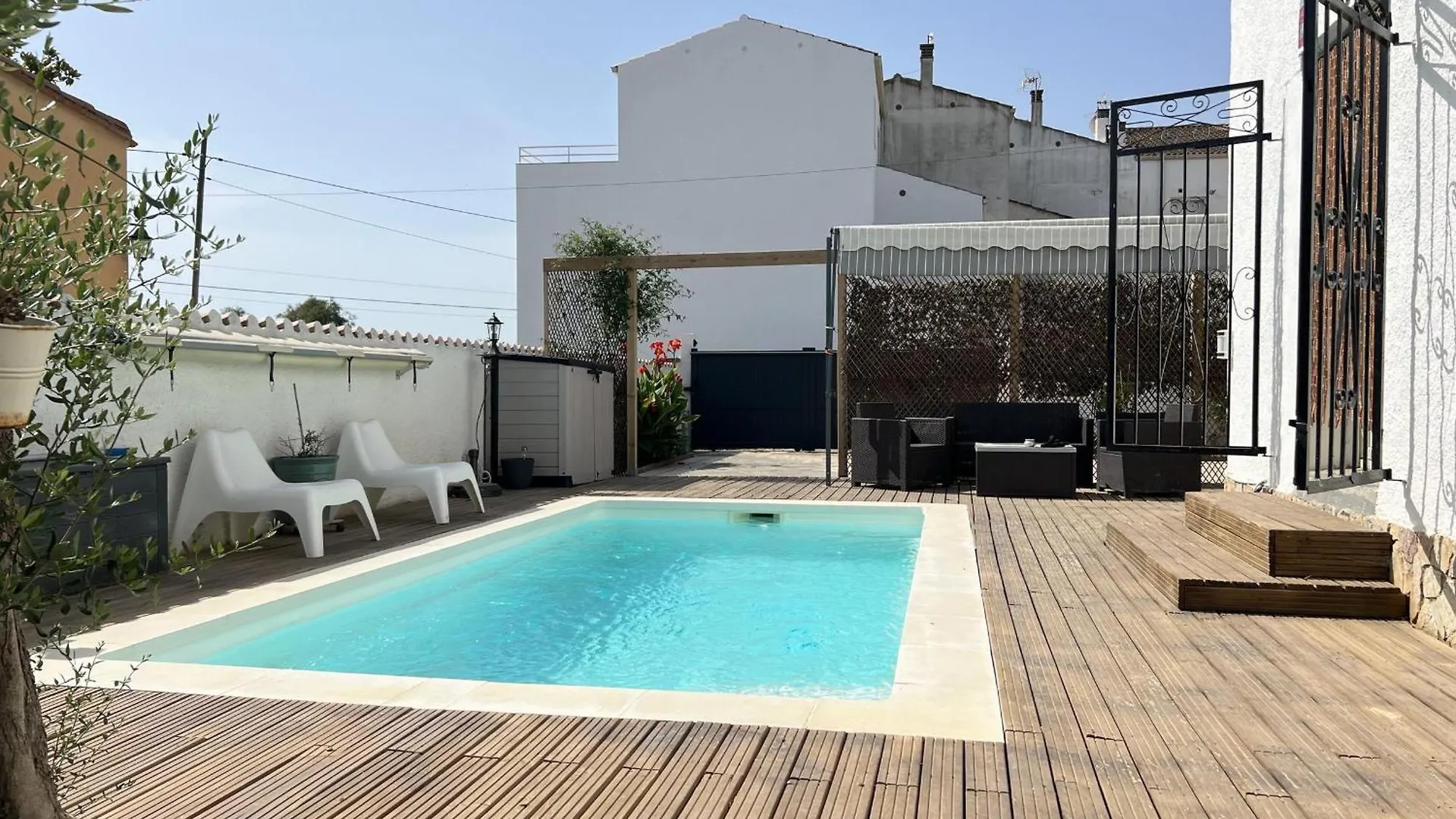Holiday home Villa Raske- Piscina Privada, Jardin, Barbacoa, Bar, Caseta Infantil, Intimidad, A/A. Wi-Fi. - Es-89-102 Sant Pere Pescador