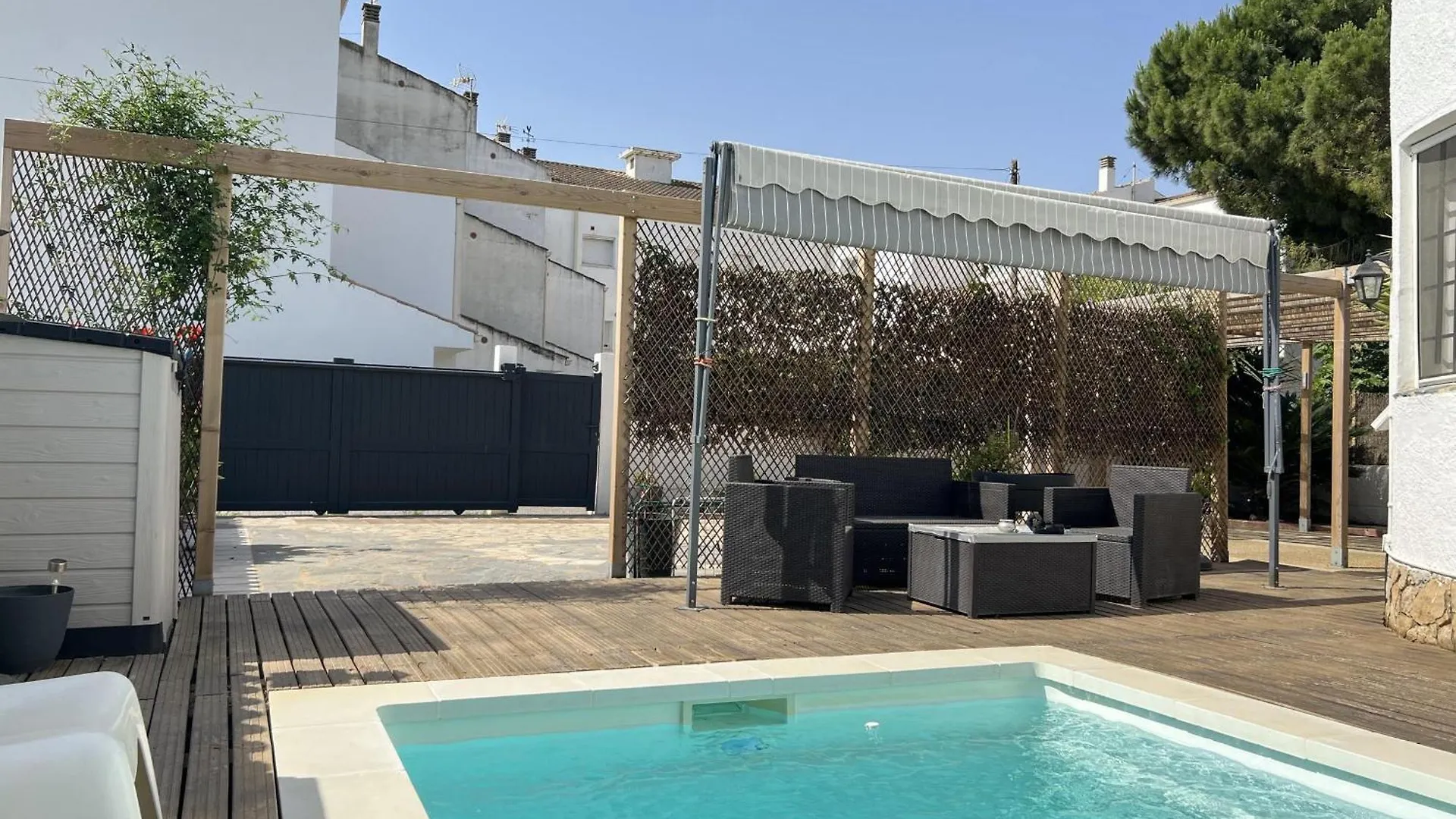 Villa Raske- Piscina Privada, Jardin, Barbacoa, Bar, Caseta Infantil, Intimidad, A/A. Wi-Fi. - Es-89-102 Sant Pere Pescador
